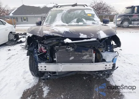 2025 Toyota Grand Highlander Xle from USA, damaged, VIN 5TDAAAB58SS092636